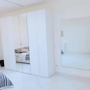  Appartamento Visconti House